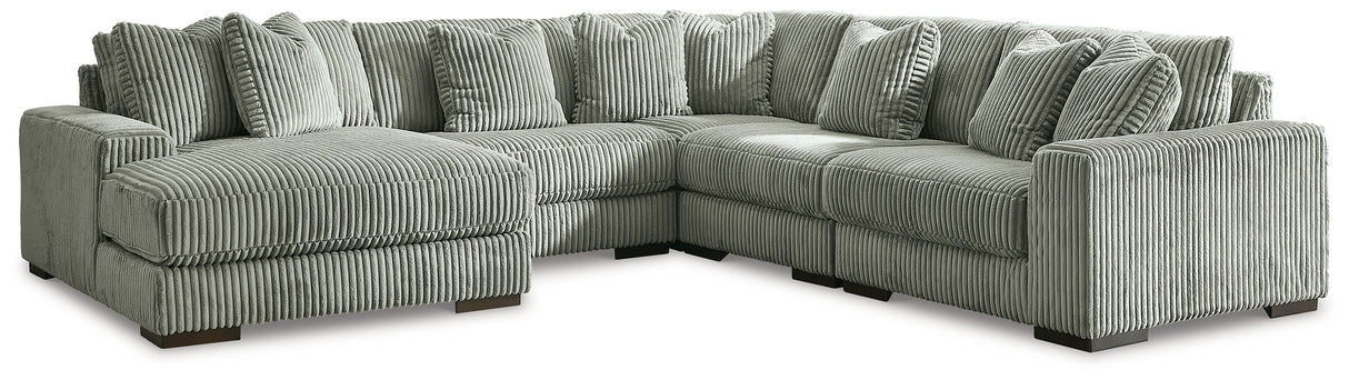 Lindyn Sectional