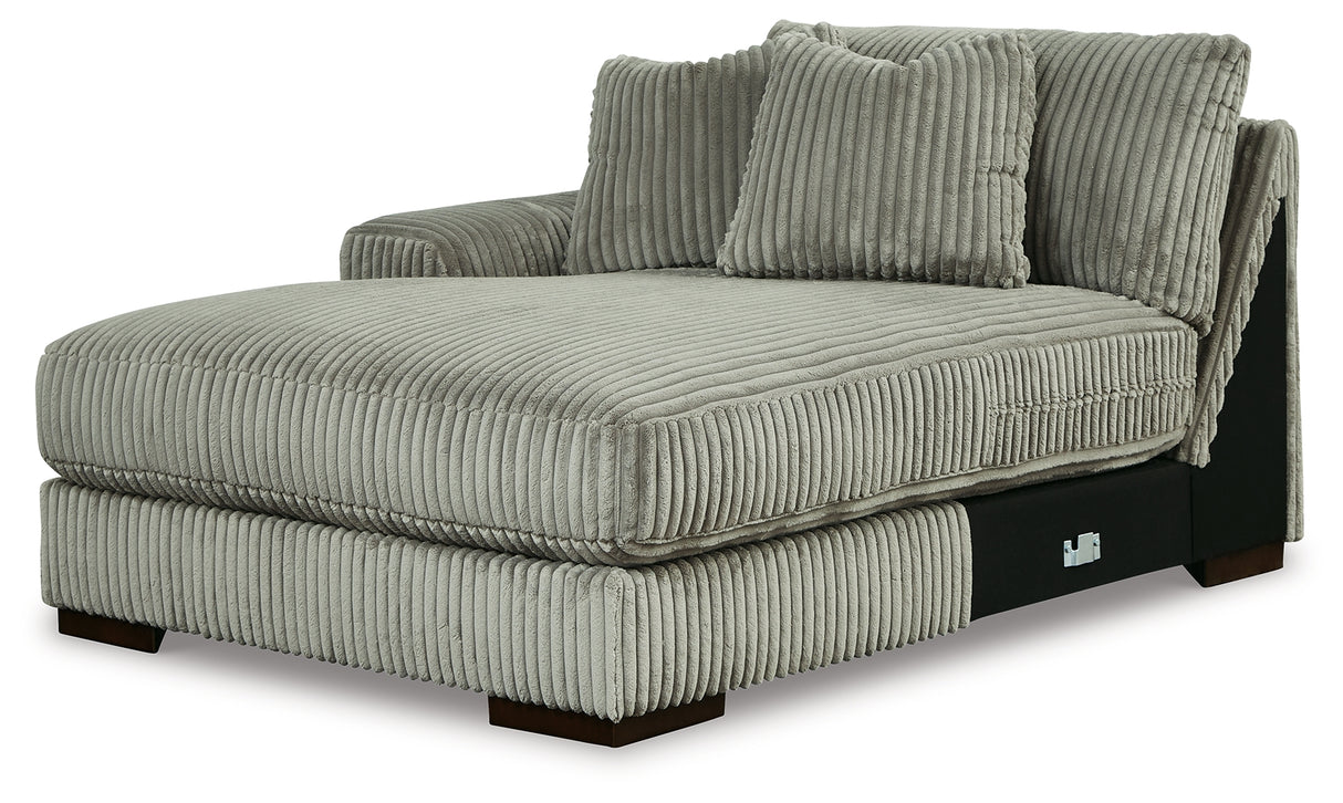 Lindyn Sectional