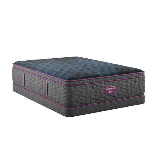 Beautyrest World Class - Level Three Medium Pillow Top Mattress