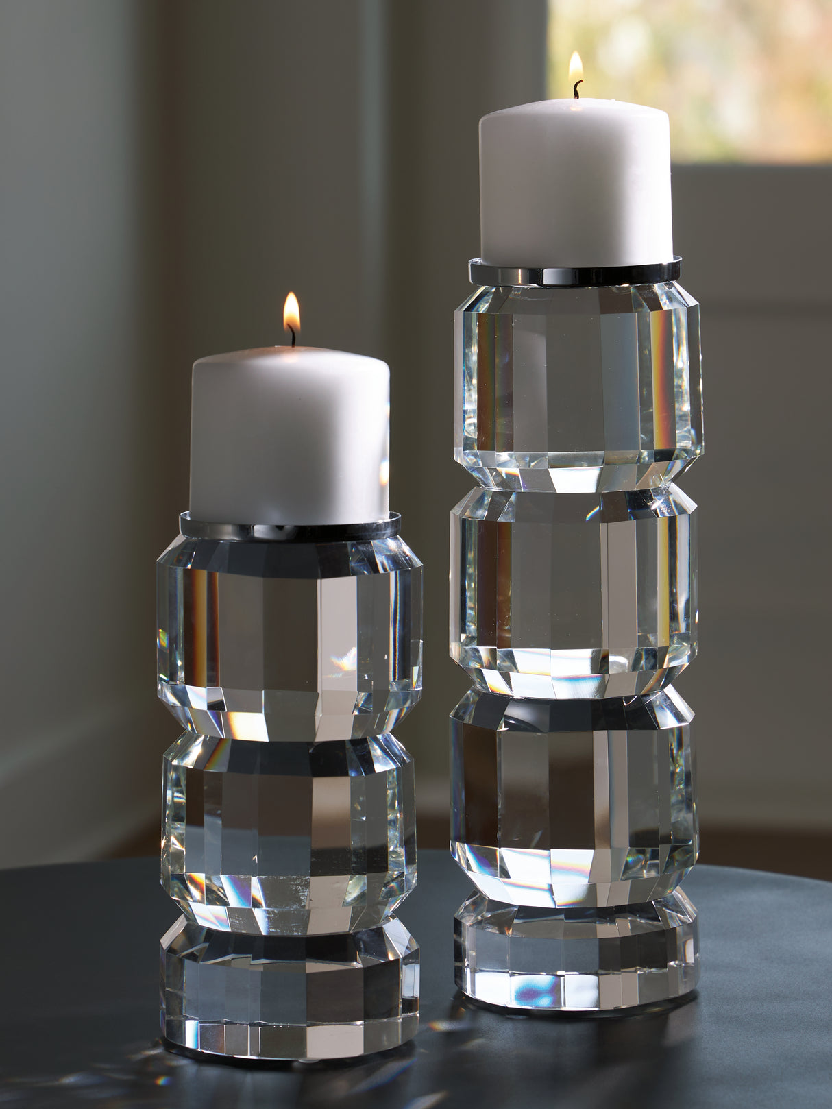 Furniture City Slidell - Ashley Furniture - Brentley Candle Holder - Candle Holder Set (Set of 2) / Clear/Silver Finish - A2000770