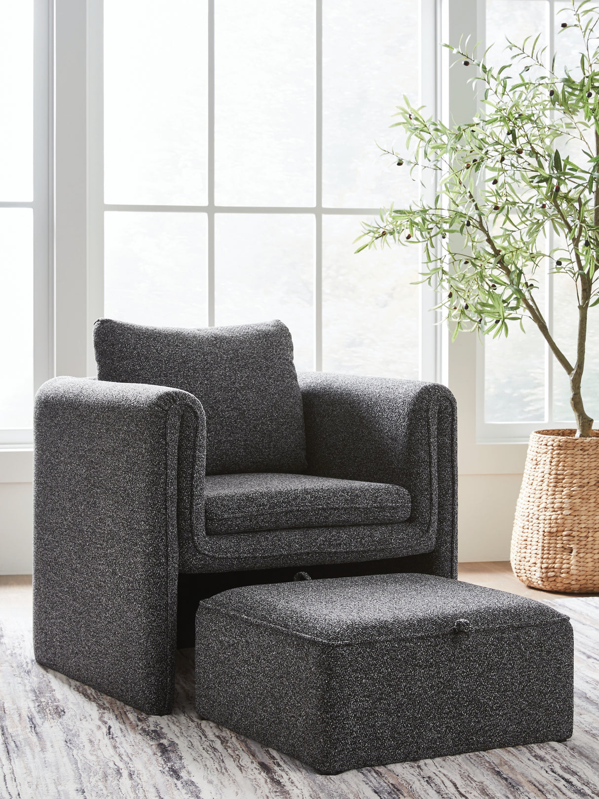 Furniture City Slidell - Ashley Furniture - Vreni Accent Chair - Accent Chair / Charcoal/Black - A3000754