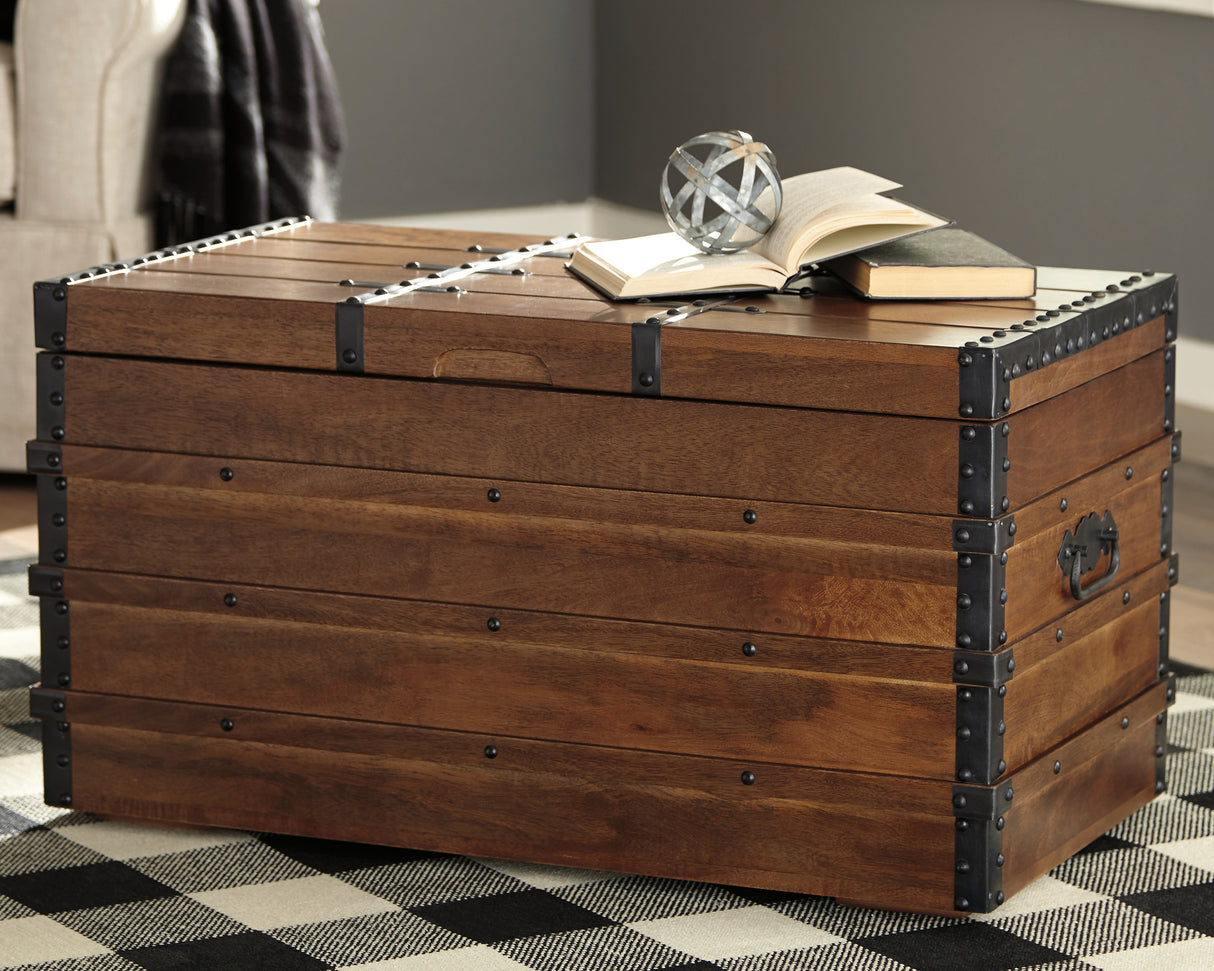 Furniture City Slidell - Ashley Furniture - Kettleby Storage Trunk - Storage Trunk / Brown - A4000096