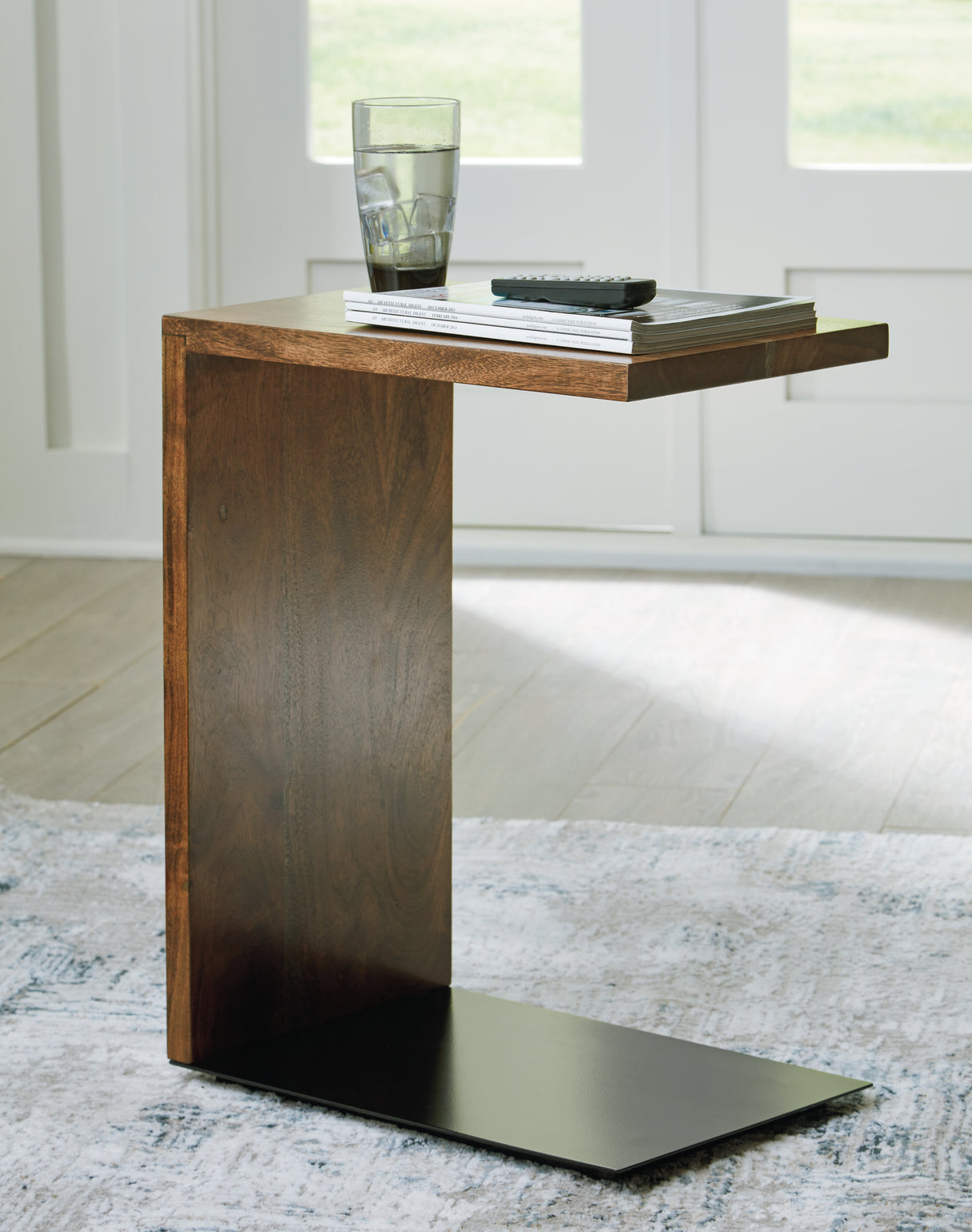Furniture City Slidell - Ashley Furniture - Wimshaw Accent Table - Accent Table / Brown/Black - A4000618