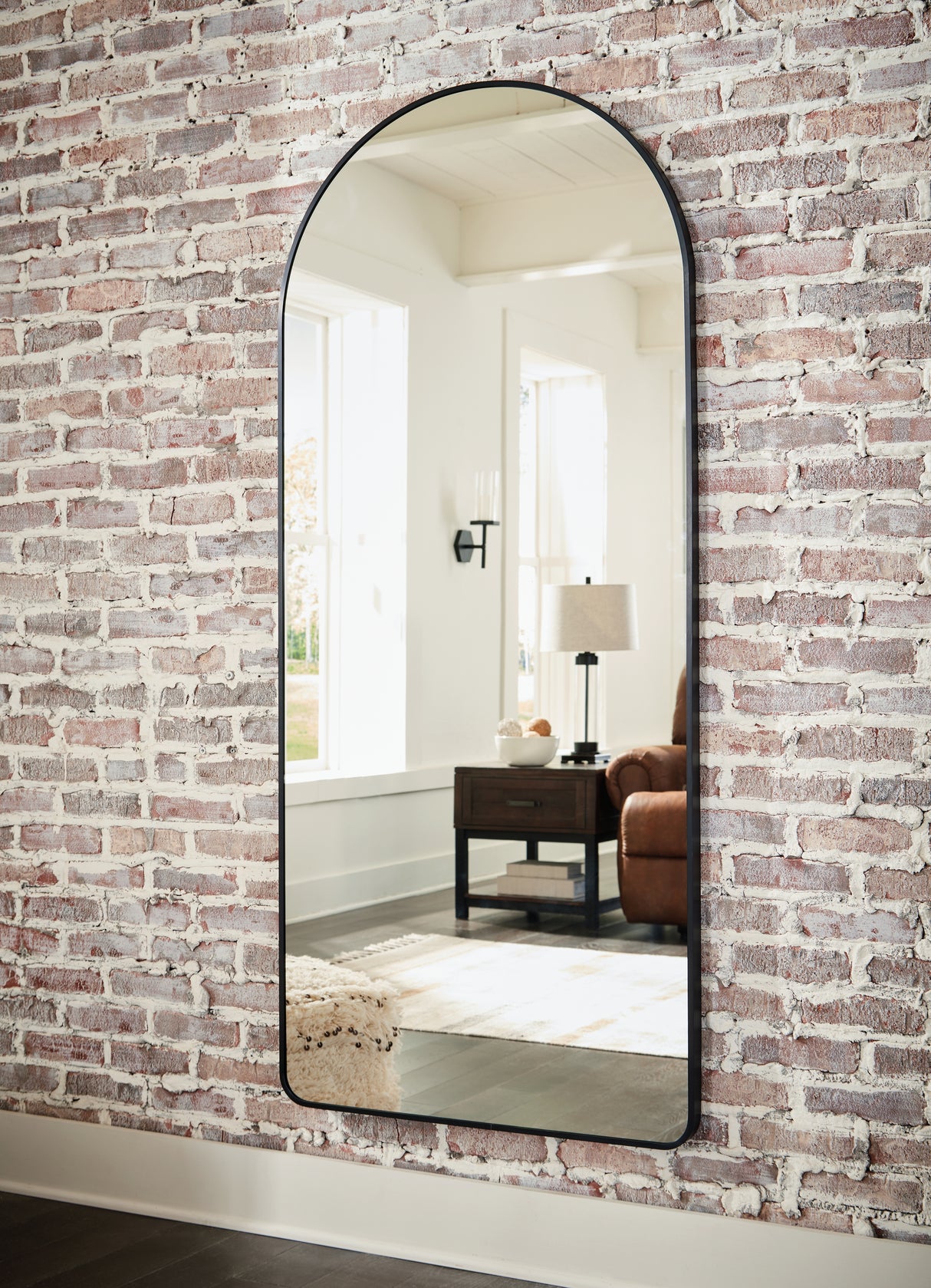 Furniture City Slidell - Ashley Furniture - Sethall Mirror - Floor Mirror / Black - A8010307