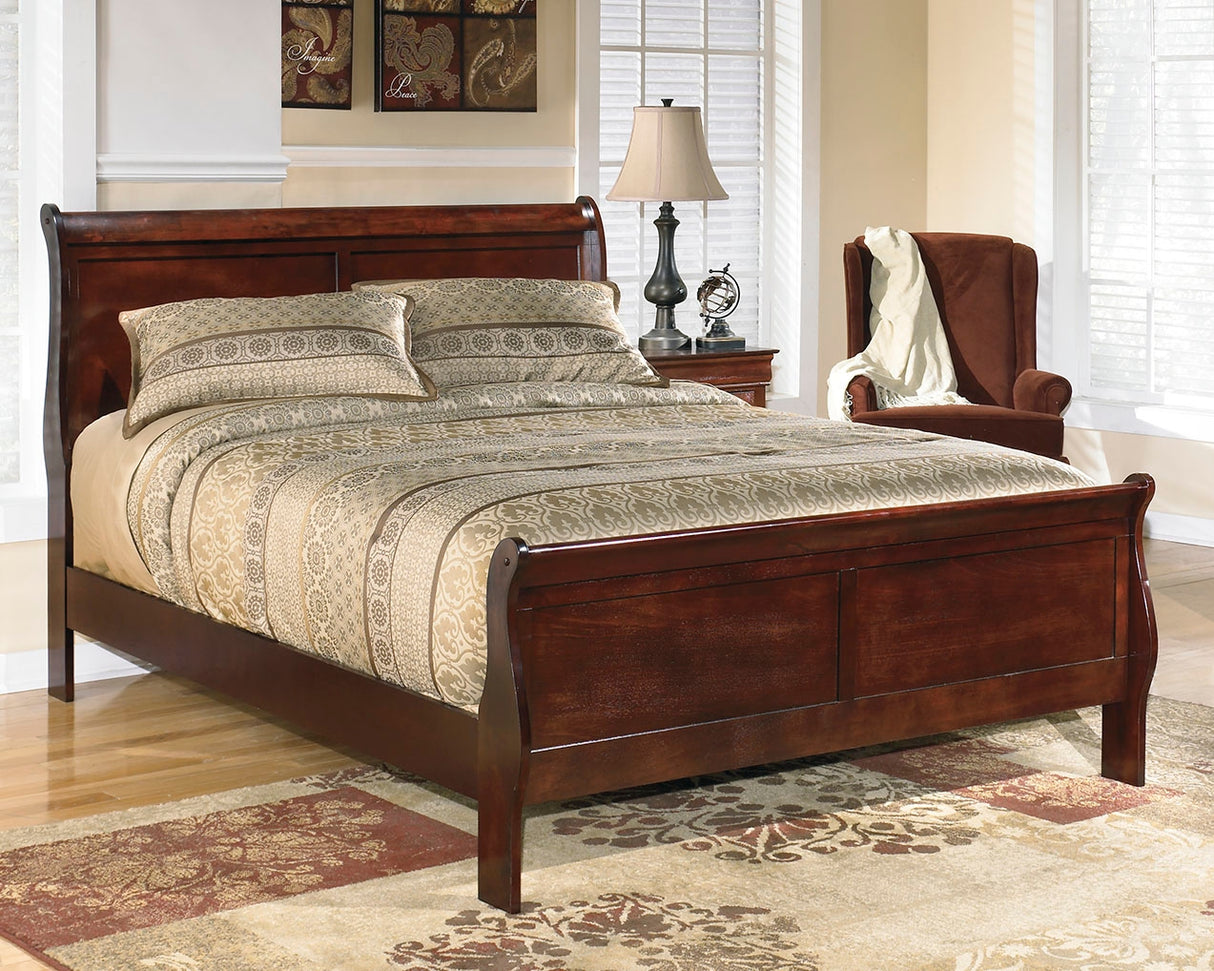 Furniture City Slidell - Ashley Furniture - Alisdair Bedroom - King Sleigh Bed / Reddish Brown - B376B8