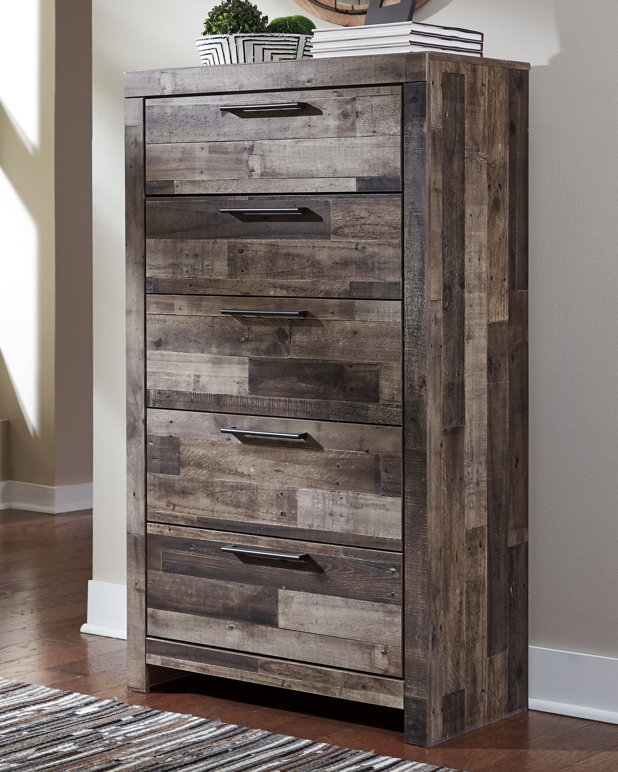 Furniture City Slidell - Ashley Furniture - Derekson Bedroom - Five Drawer Chest / Multi Gray - B200-46