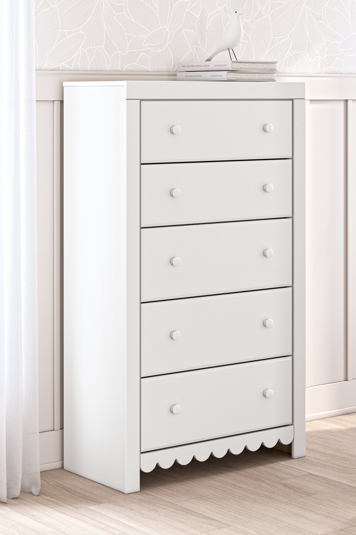 Furniture City Slidell - Ashley Furniture - Mollviney Bedroom - Five Drawer Chest / White - B2540-46