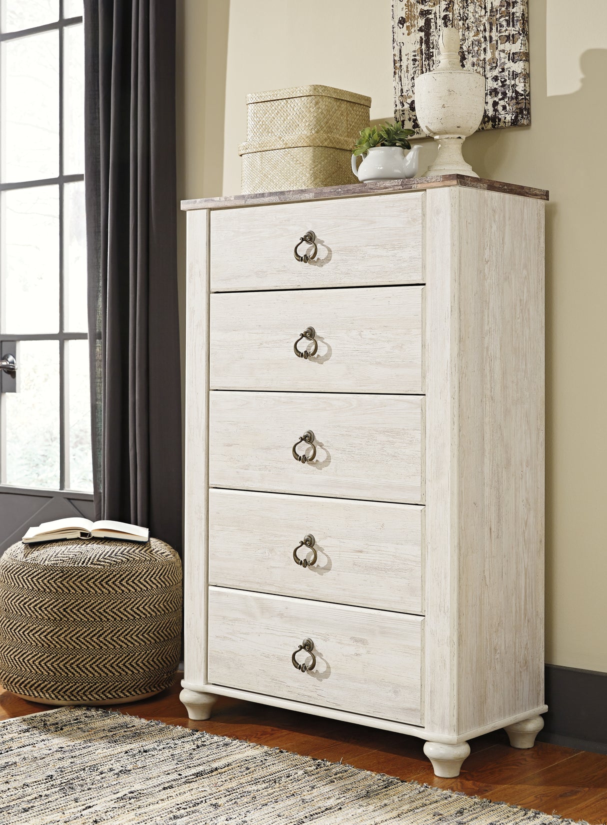 Furniture City Slidell - Ashley Furniture - Willowton Bedroom - Five Drawer Chest / Whitewash - B267-46