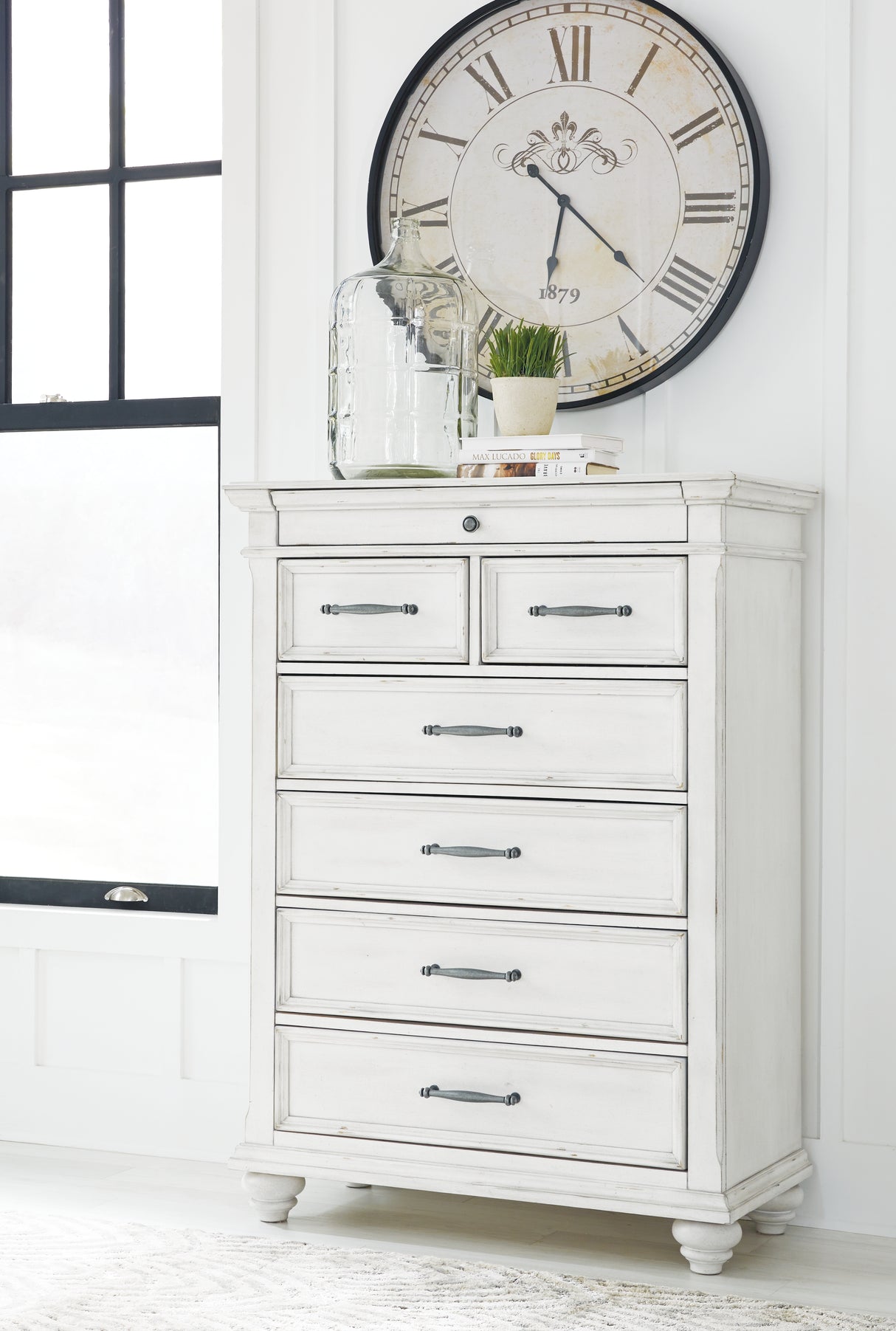 Furniture City Slidell - Ashley Furniture - Kanwyn Bedroom - Chest / Whitewash - B777-46