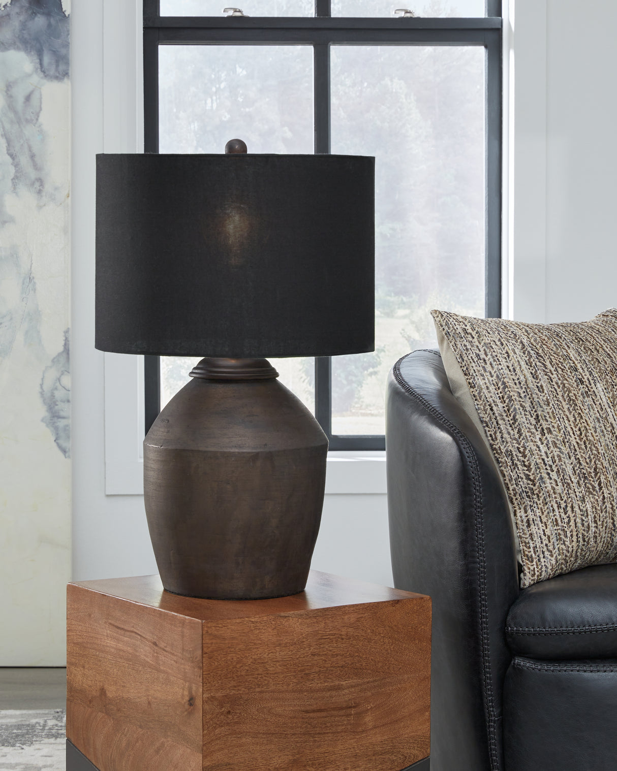Furniture City Slidell - Ashley Furniture - Naareman Lighting - Terracotta Table Lamp (1/CN) / Metallic Black - L100804