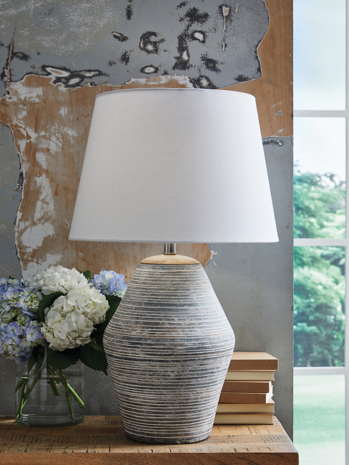 Furniture City Slidell - Ashley Furniture - Lawrock Lighting - Terracotta Table Lamp (1/CN) / Antique Blue - L100834