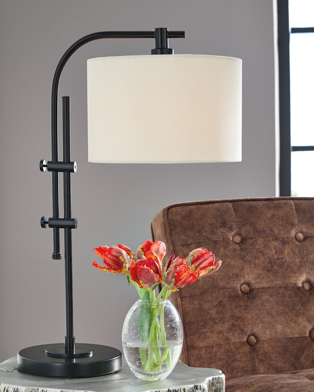 Furniture City Slidell - Ashley Furniture - Baronvale Lighting - Metal Accent Lamp (1/CN) / Black - L206043