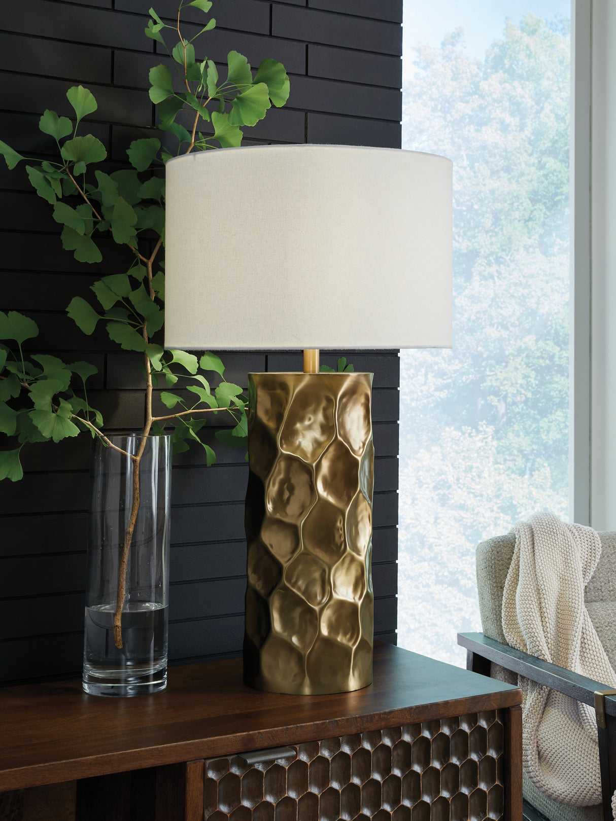 Furniture City Slidell - Ashley Furniture - Marshawn Lighting - Metal Table Lamp (1/CN) / Gold Finish - L207524