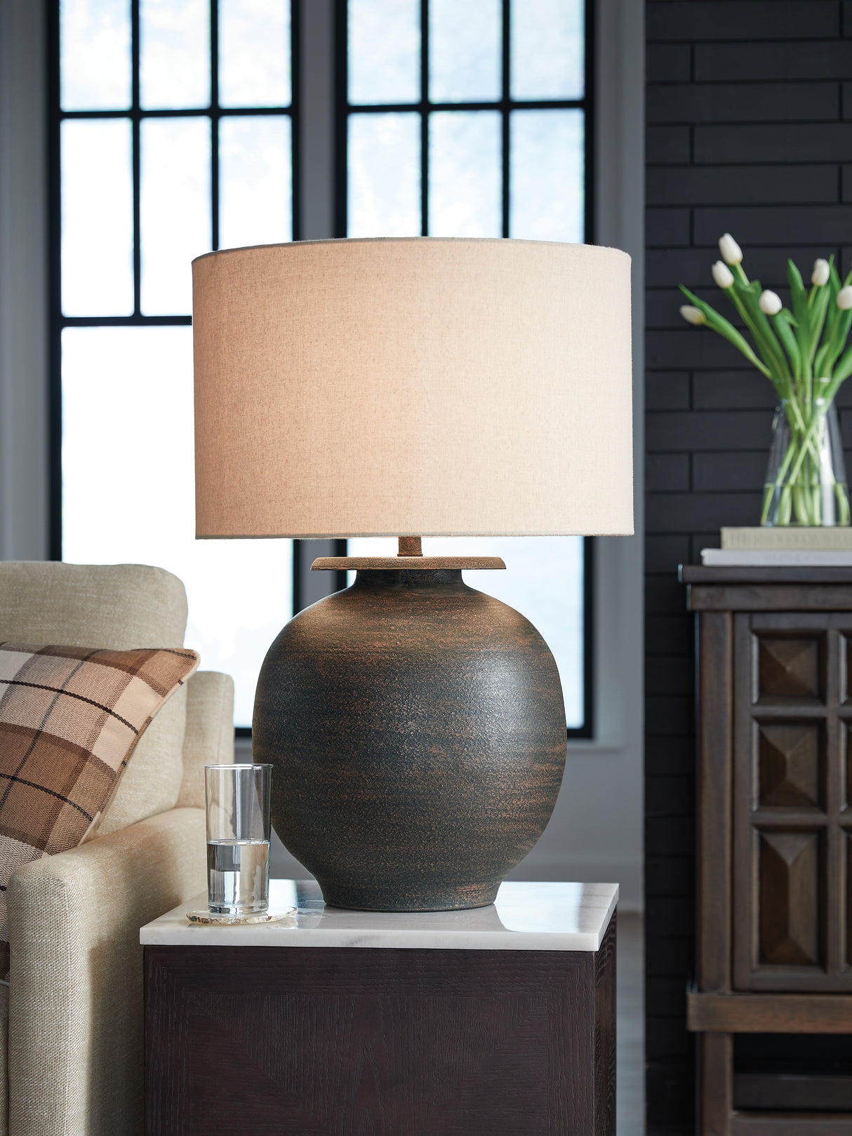 Furniture City Slidell - Ashley Furniture - Carlenbury Lighting - Metal Table Lamp (1/CN) / Antique Brown - L207574