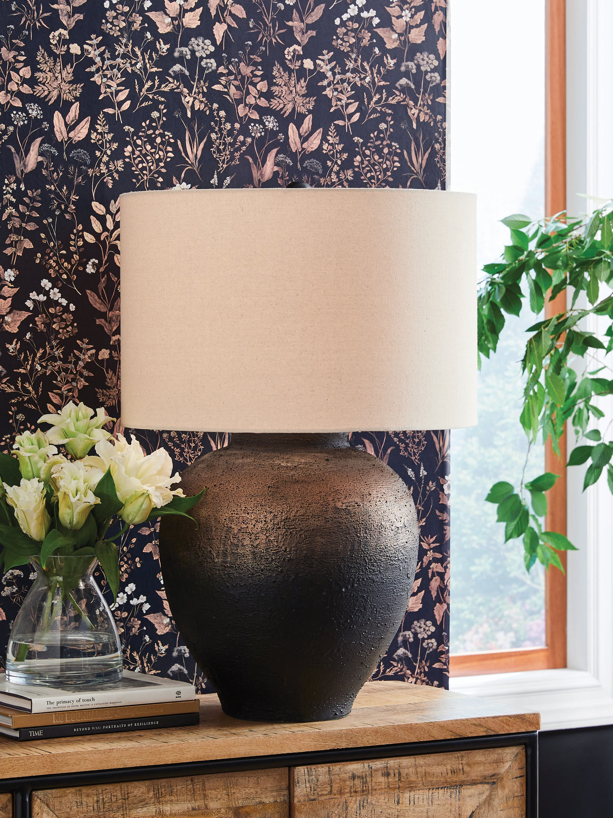 Furniture City Slidell - Ashley Furniture - Newgerhard Lighting - Metal Table Lamp (1/CN) / Brown/Black - L207644