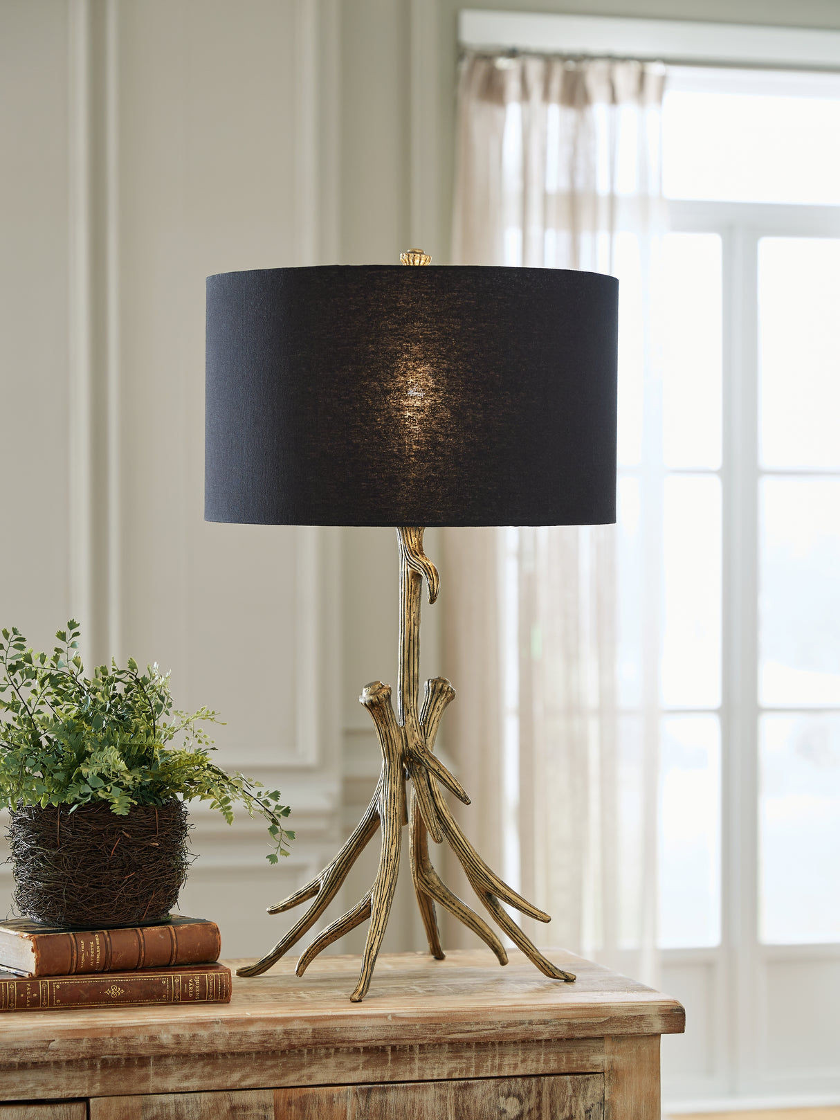 Furniture City Slidell - Ashley Furniture - Josney Lighting - Metal Table Lamp (1/CN) / Antique Gold Finish - L317034