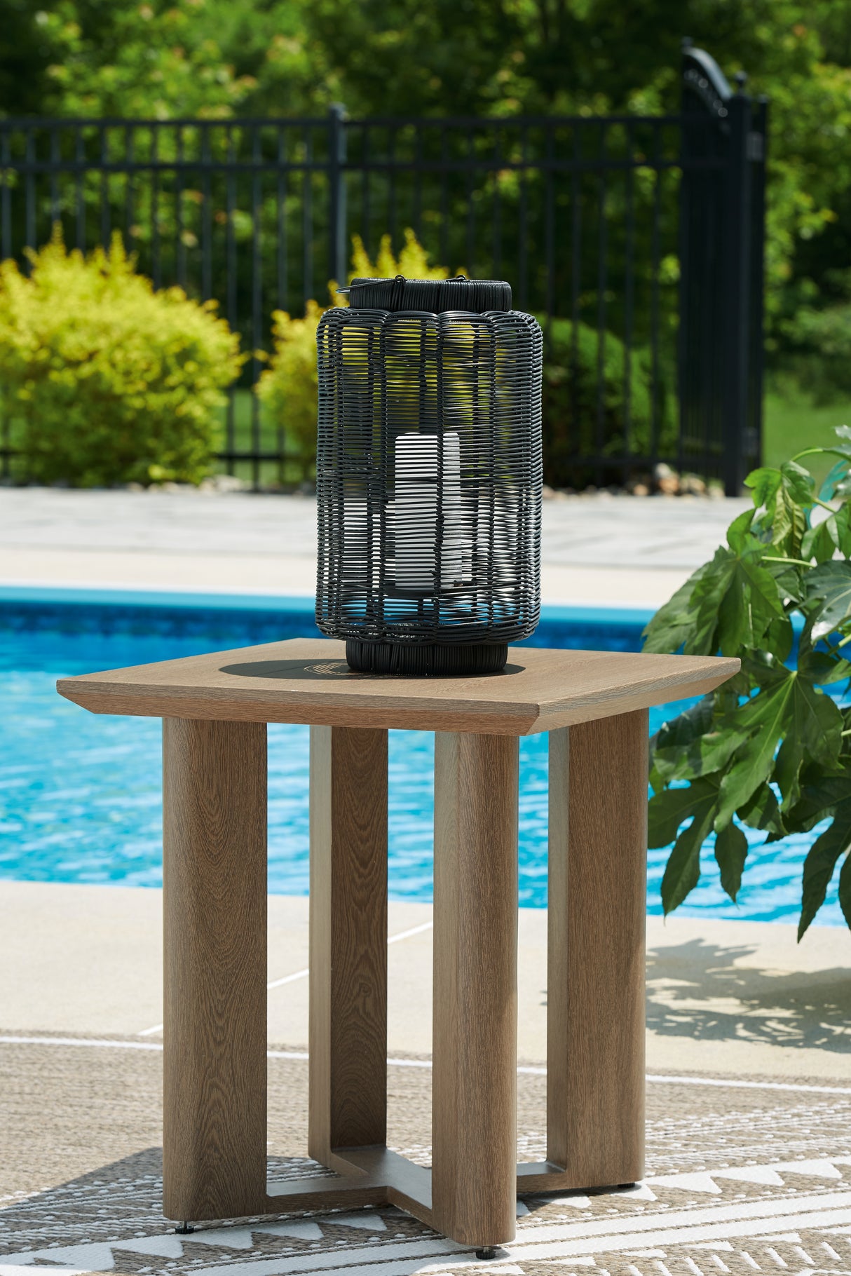 Furniture City Slidell - Ashley Furniture - Serene Bay Outdoor - Square End Table / Dark Brown - P671-702