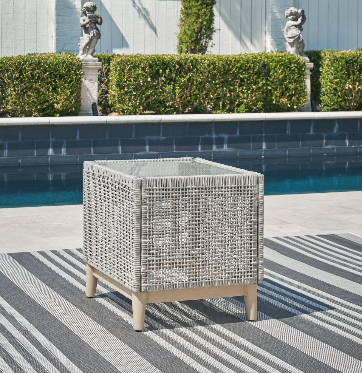 Furniture City Slidell - Ashley Furniture - Seton Creek Outdoor - Square End Table / Gray - P798-702