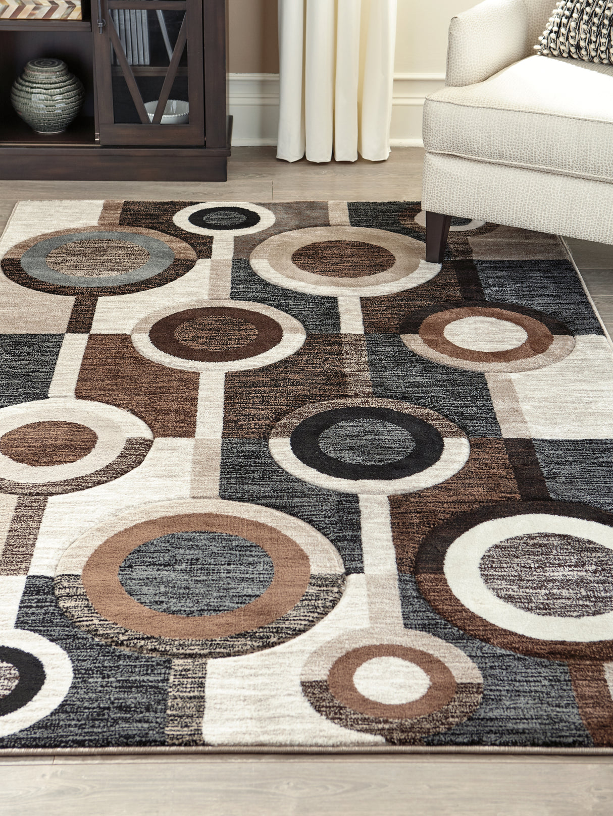 Furniture City Slidell - Ashley Furniture - Guintte Rug - 8'2" x 9'6" Rug / Multi - R403971