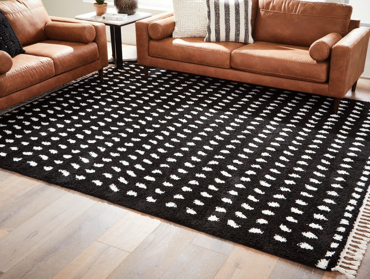 Furniture City Slidell - Ashley Furniture - Minston Rug - 5' x 7' Rug / Black/White - R405952