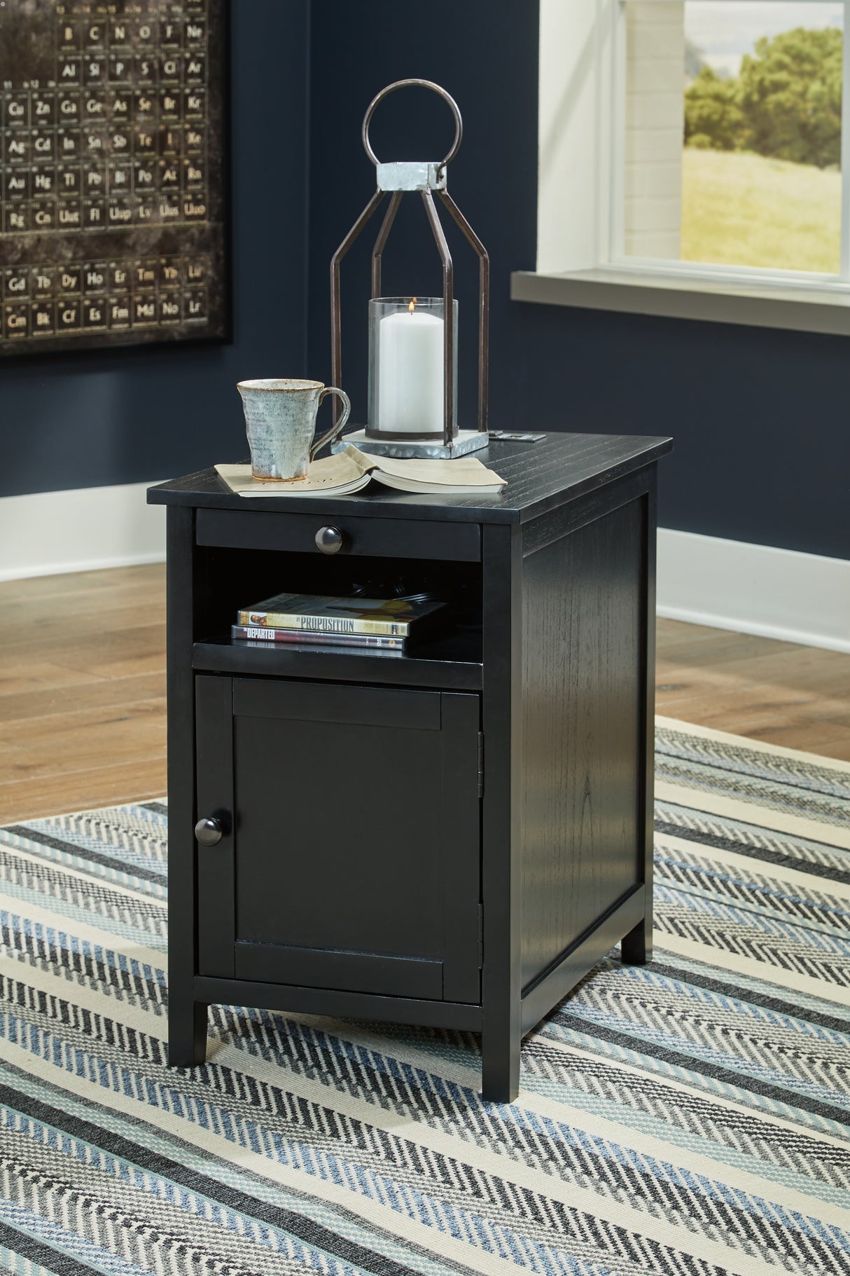 Furniture City Slidell - Ashley Furniture - Treytown Chairside End Table - Chair Side End Table / Black - T300-617