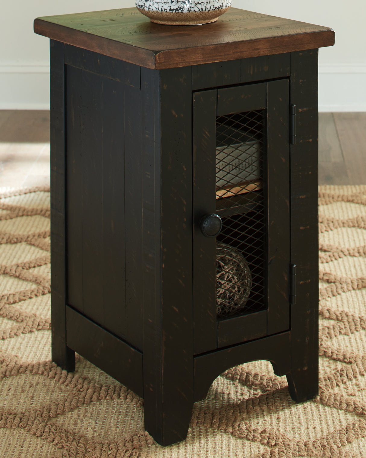 Furniture City Slidell - Ashley Furniture - Valebeck Chairside End Table - Chair Side End Table / Black/Brown - T468-7