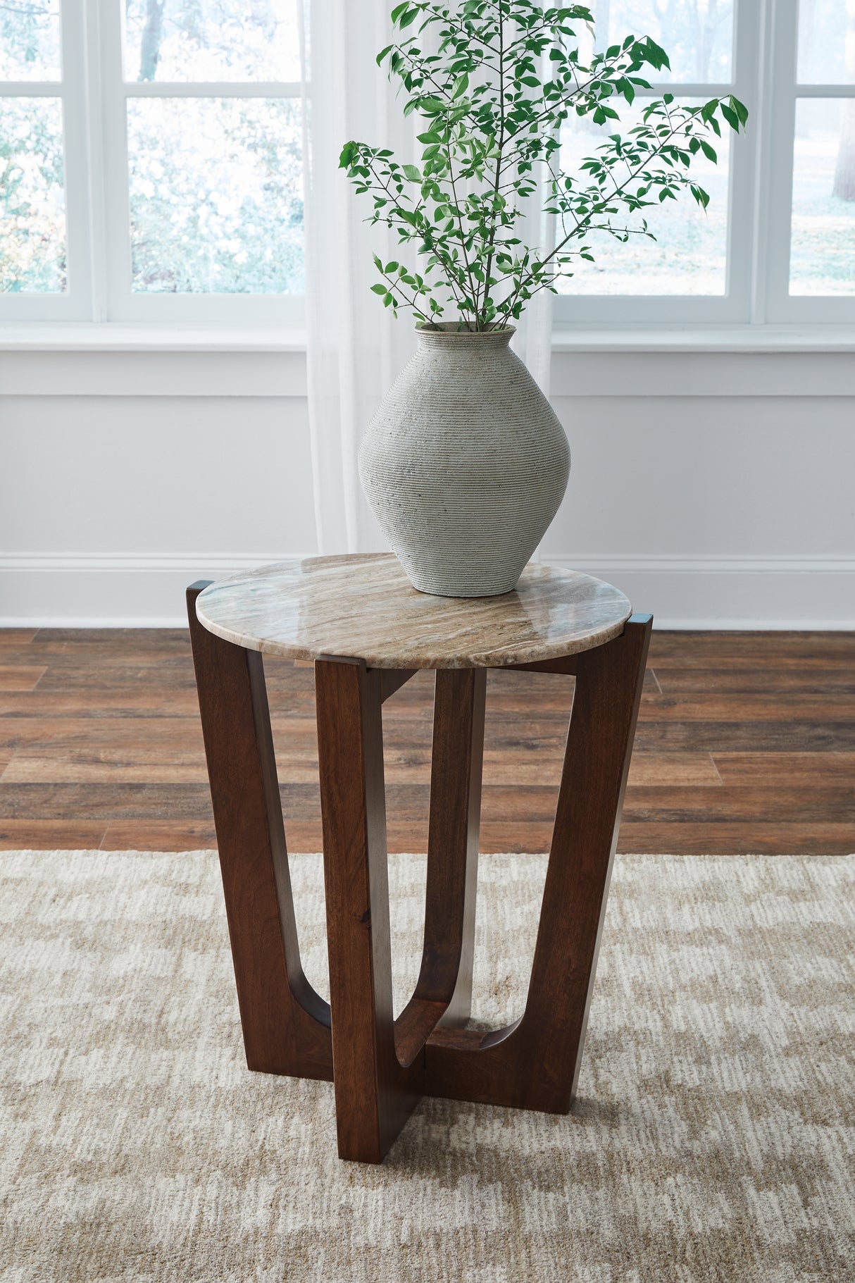 Furniture City Slidell - Ashley Furniture - Tanidore End Table - Round End Table / Warm Brown - T667-6