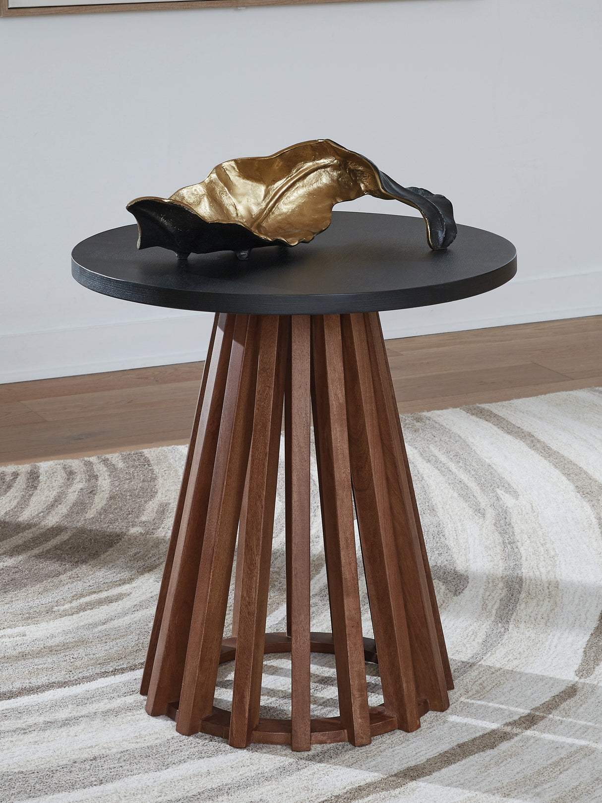 Furniture City Slidell - Ashley Furniture - Kallari End Table - Round End Table / Warm Brown/Black - T737-6