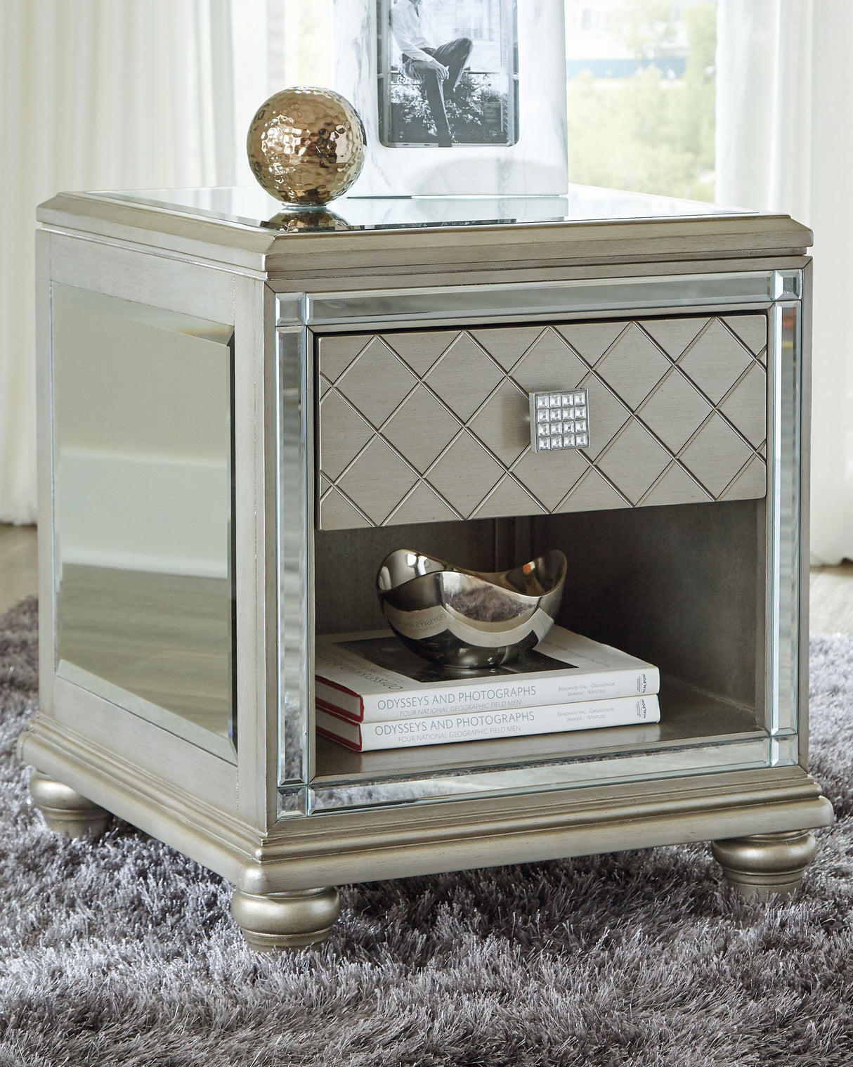 Furniture City Slidell - Ashley Furniture - Chevanna End Table - Rectangular End Table / Platinum - T942-3