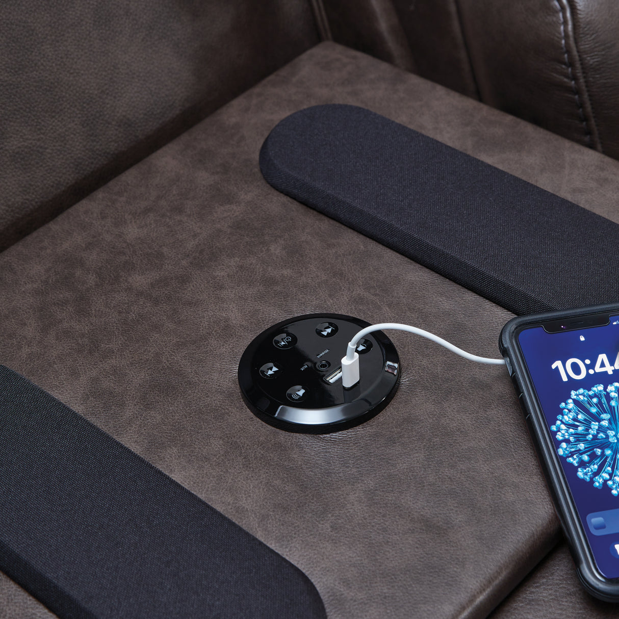 Crossplex Living Room