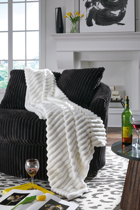 Furniture City Slidell - Ashley Furniture - Alsonwell Throw (Set of 3) - Throw (3/CS) / White - A1001080
