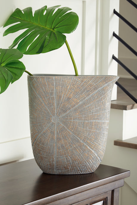 Furniture City Slidell - Ashley Furniture - Ardenley Vase - Vase (2/CS) / Antique Gold Finish - A2000608