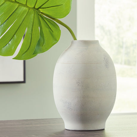 Furniture City Slidell - Ashley Furniture - Clayson Vase - Vase / Sage Green - A2000653