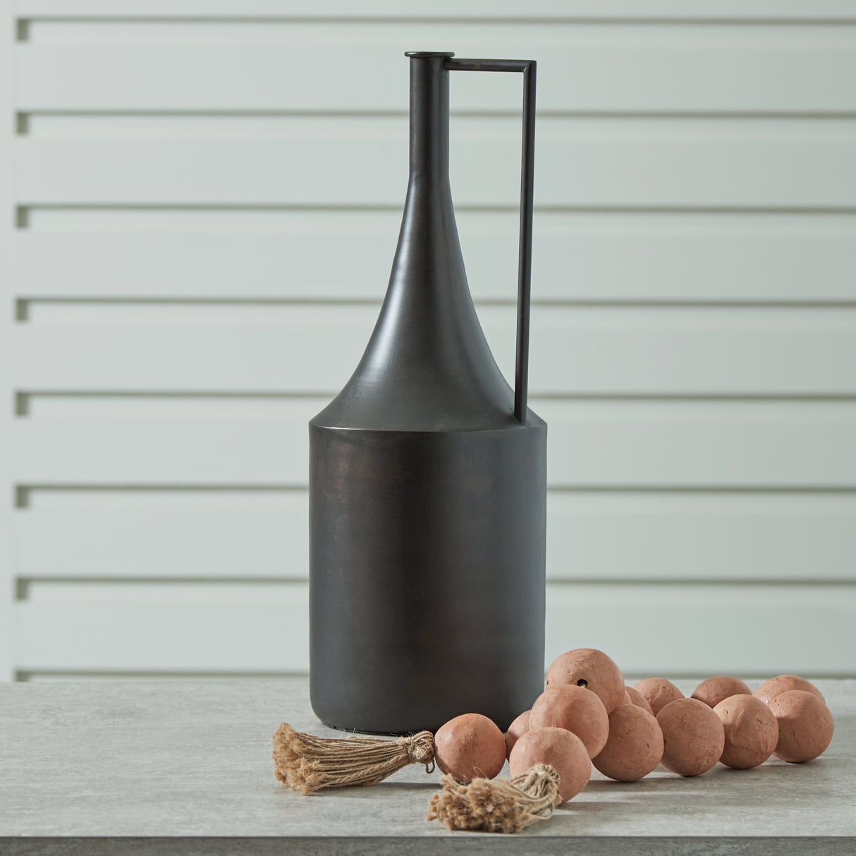 Furniture City Slidell - Ashley Furniture - Zainforth Vase - Vase / Distressed Brown - A2000695