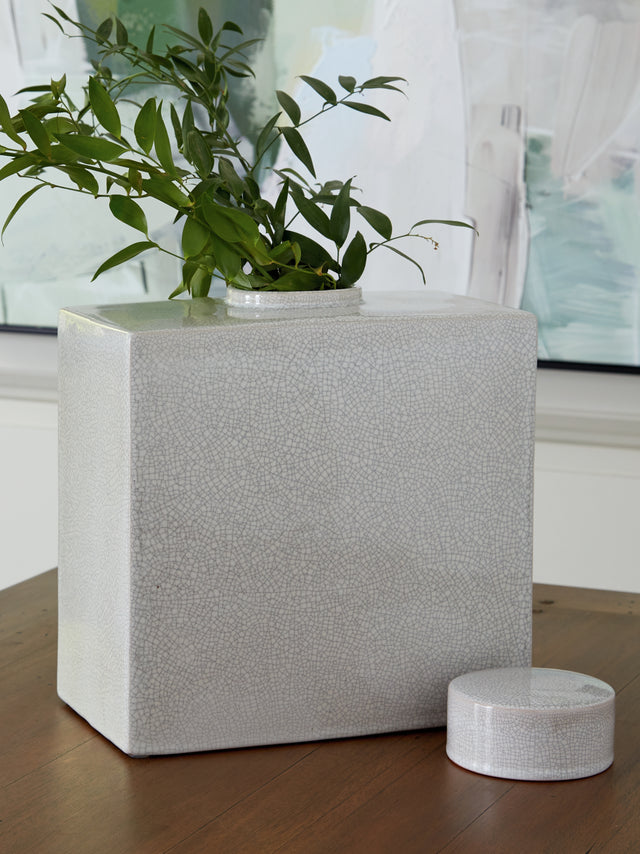 Furniture City Slidell - Ashley Furniture - Haddworth Jar - Jar / Antique White - A2000780