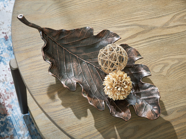 Furniture City Slidell - Ashley Furniture - Avermund Sculpture - Sculpture / Antique Copper Finish - A2000819