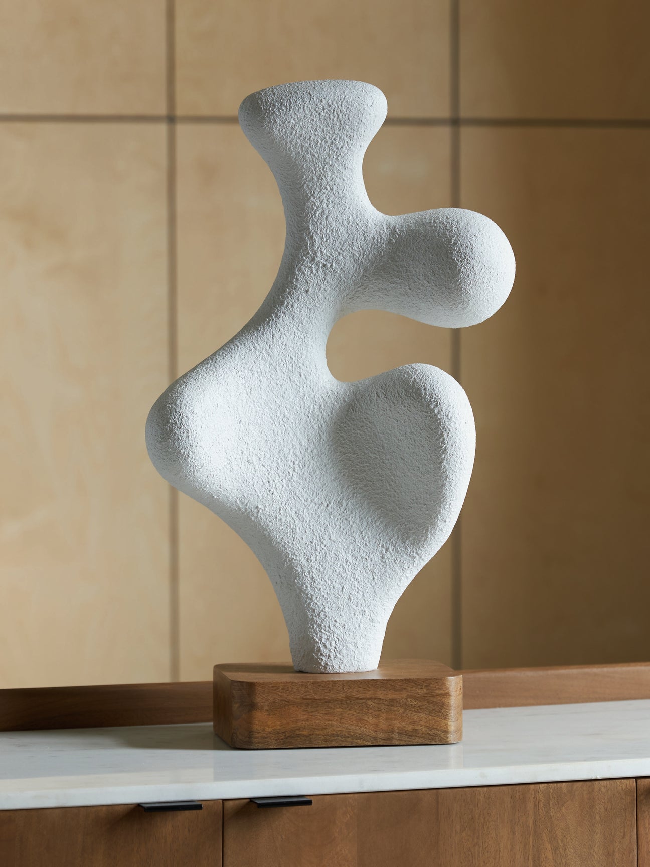 Furniture City Slidell - Ashley Furniture - Lavarsen Sculpture - Sculpture / White/Brown - A2000840