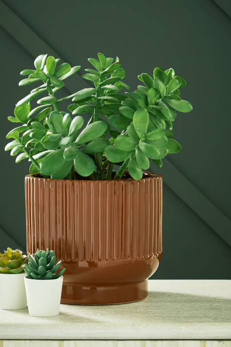 Furniture City Slidell - Ashley Furniture - Avalyah Vase - Vase (2/CS) / Burnt Umber - A2900021