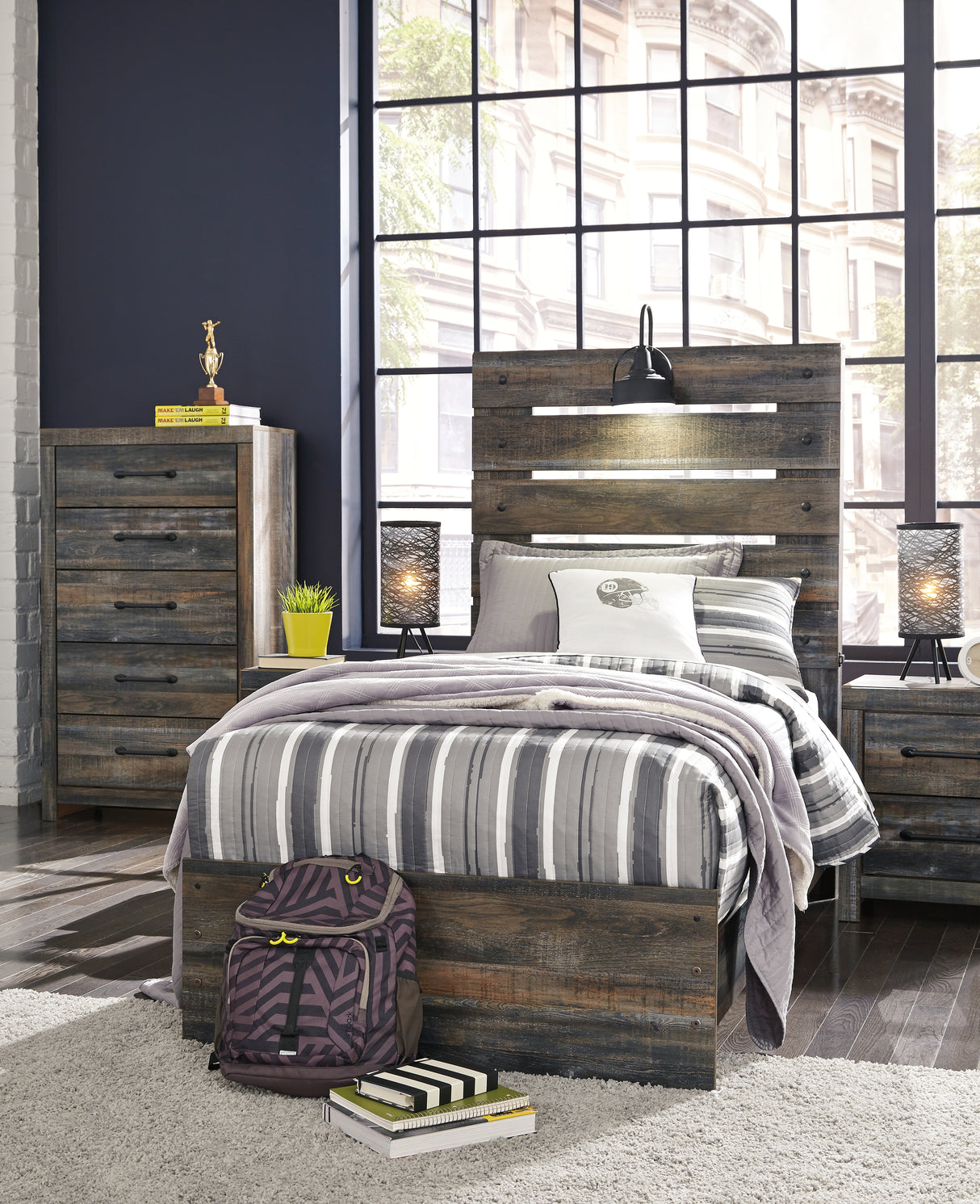 Drystan Bedroom