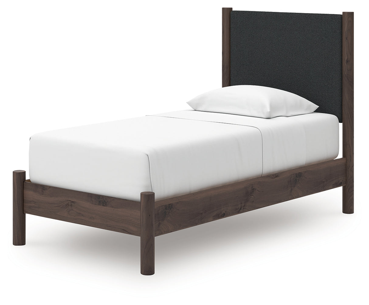 Pamytta Bedroom