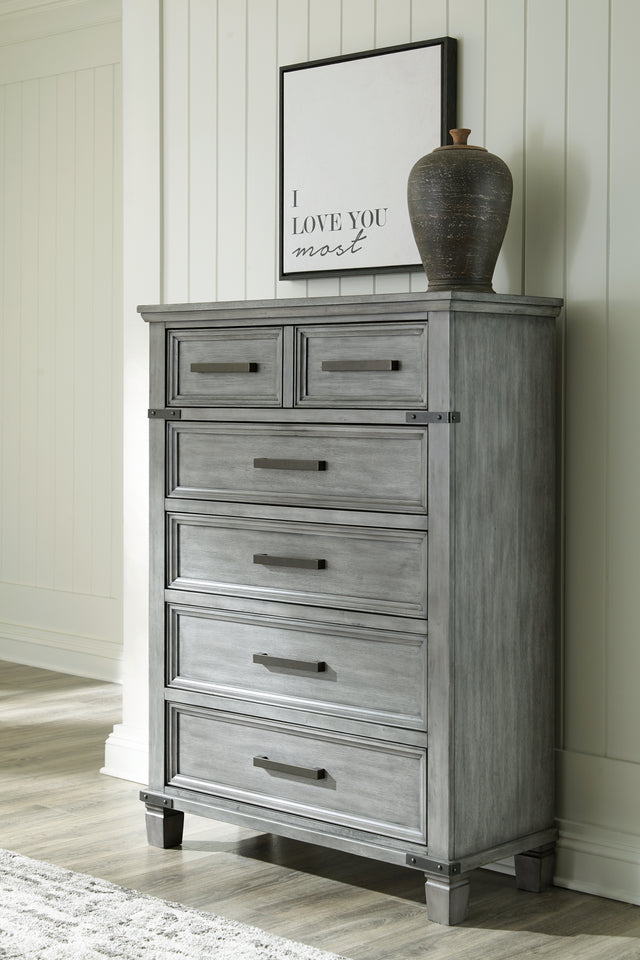 Furniture City Slidell - Ashley Furniture - Russelyn Bedroom - Five Drawer Chest / Gray - B772-46