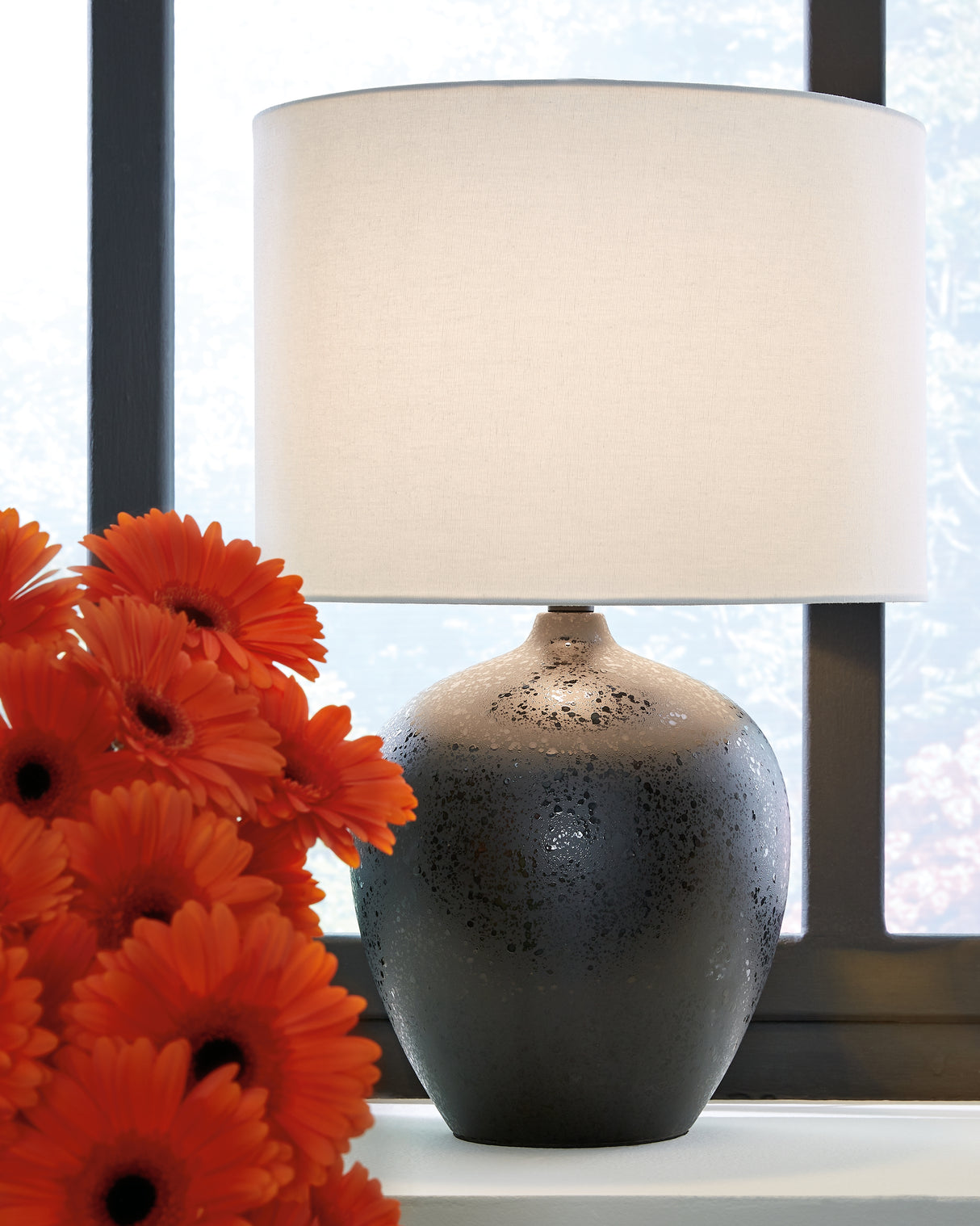 Furniture City Slidell - Ashley Furniture - Ladstow Lighting - Table Lamp (Set of 2) / Black - L123894X2