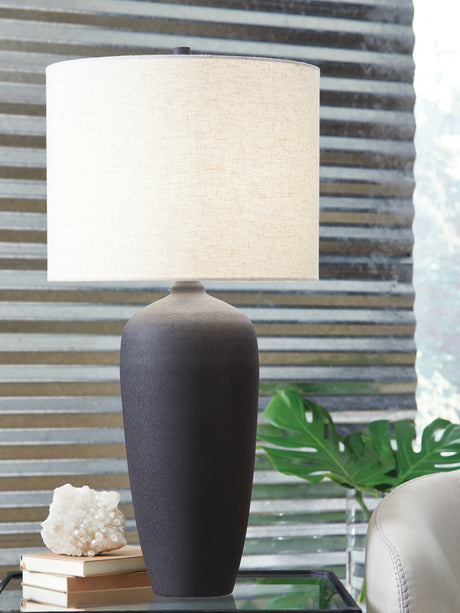 Furniture City Slidell - Ashley Furniture - Ryenburg Lighting - Metal Table Lamp (1/CN) / Black - L207584