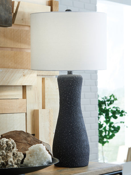 Furniture City Slidell - Ashley Furniture - Maykins Lighting - Metal Table Lamp (1/CN) / Black - L207634