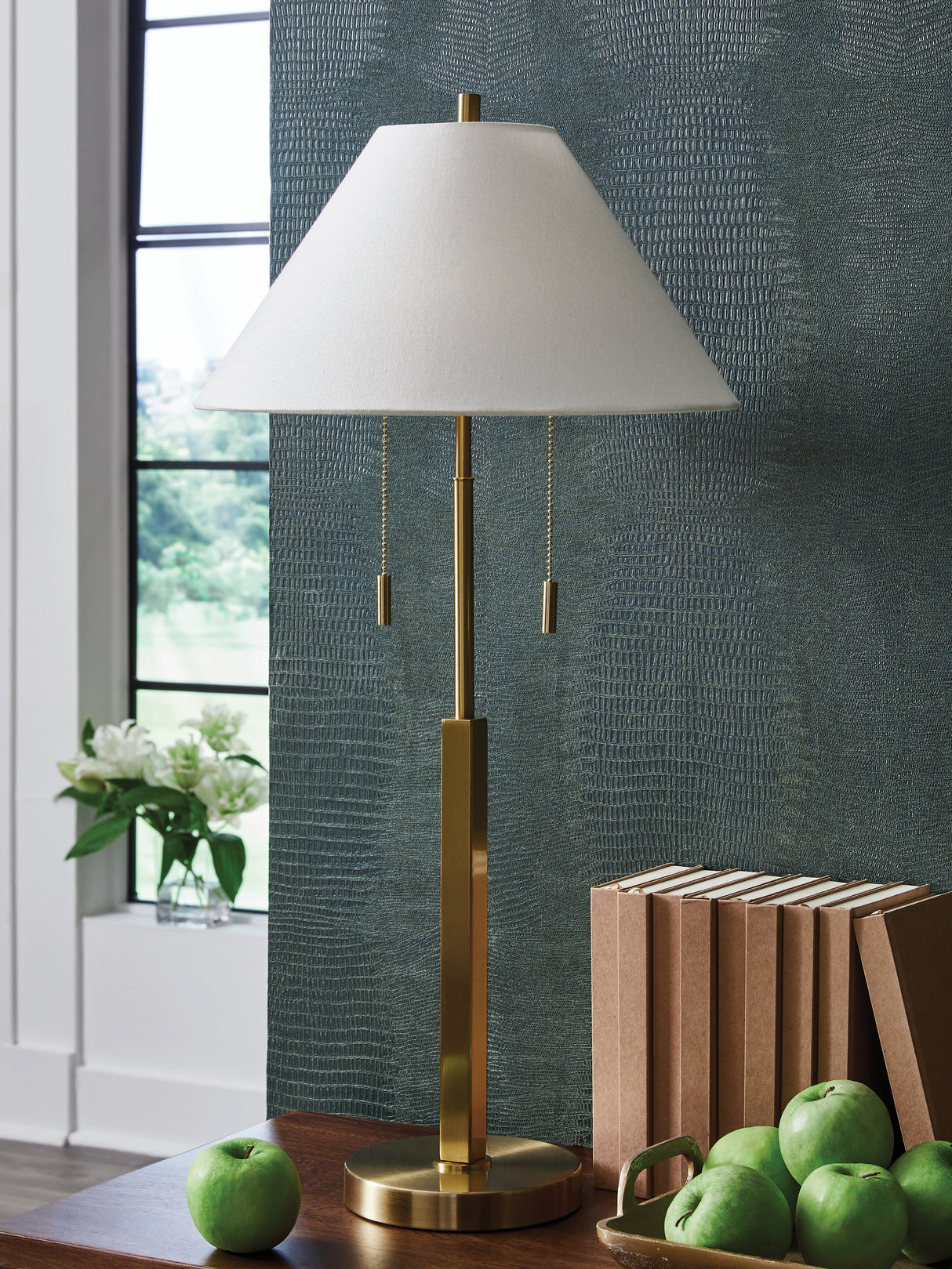 Furniture City Slidell - Ashley Furniture - Haigwood Lighting - Metal Table Lamp (1/CN) / Gold Finish - L208474