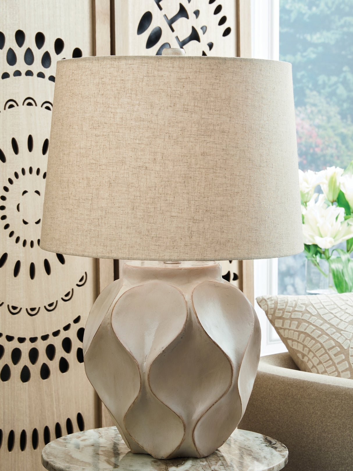 Furniture City Slidell - Ashley Furniture - Edselham Lighting - Paper Table Lamp (1/CN) / Distressed Cream - L235974