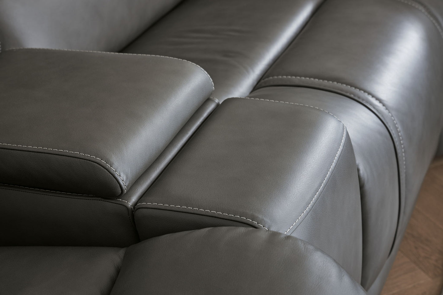 5Z - Pittson - Power Reclining Sectional