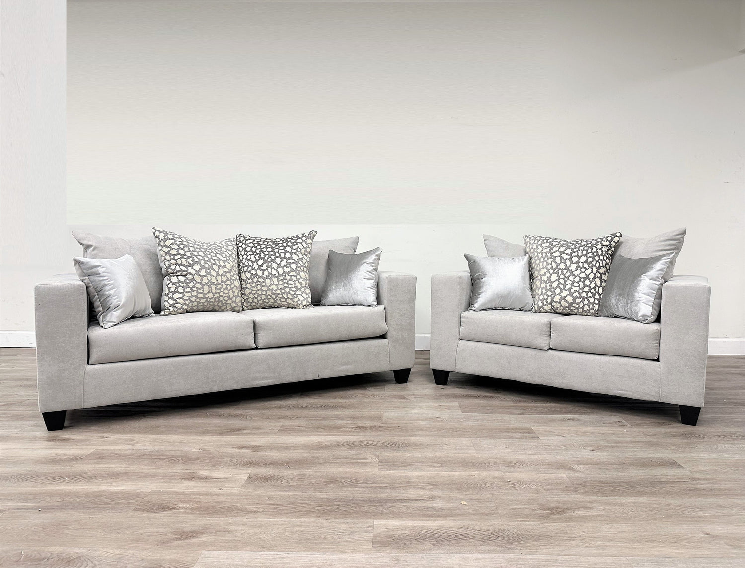 110 - Sofa & Loveseat